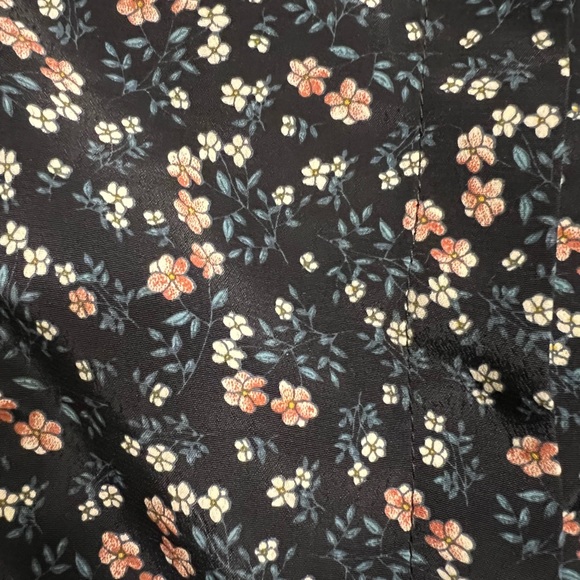 EUC Molly Bracken Floral Ruffle Top Size Large - Picture 3 of 8